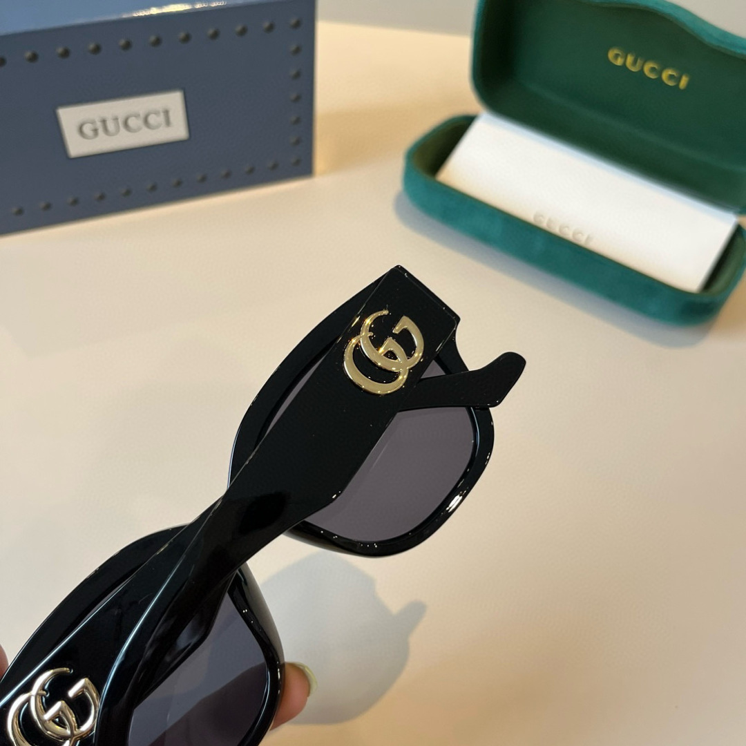 Gucci sunglasses