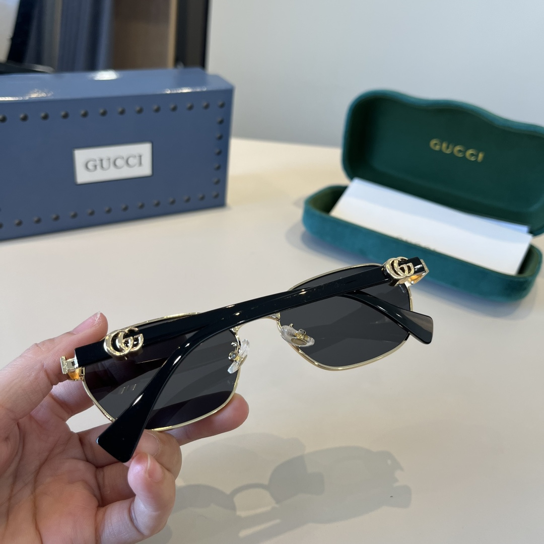 Gucci sunglasses