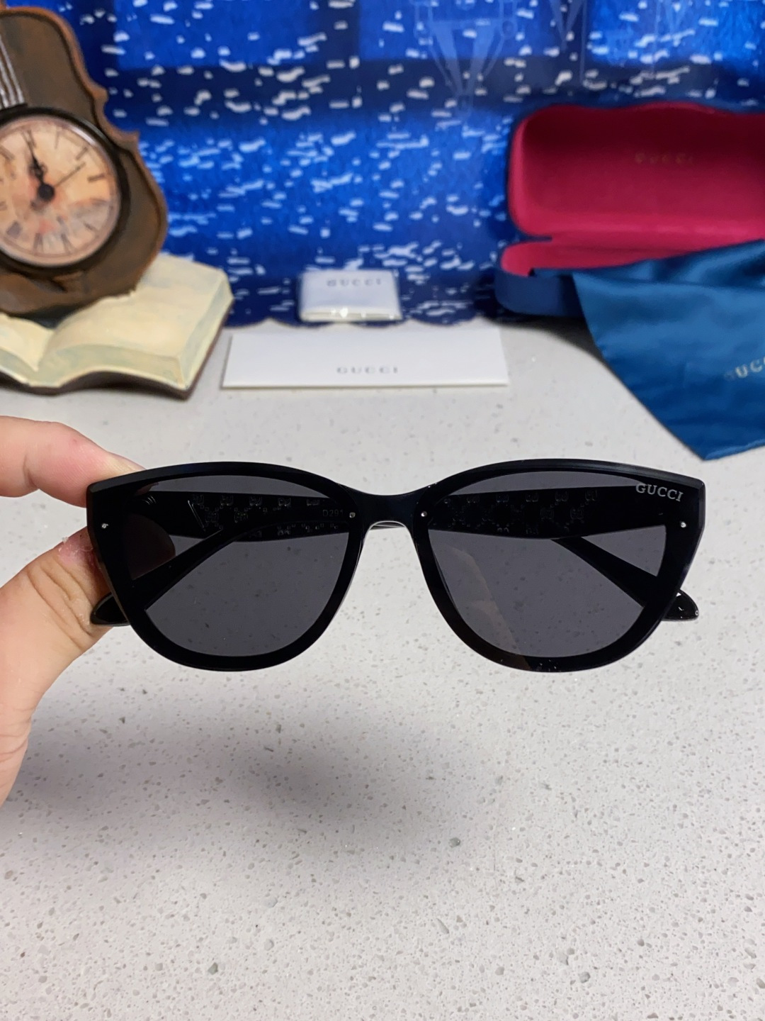 Gucci sunglasses