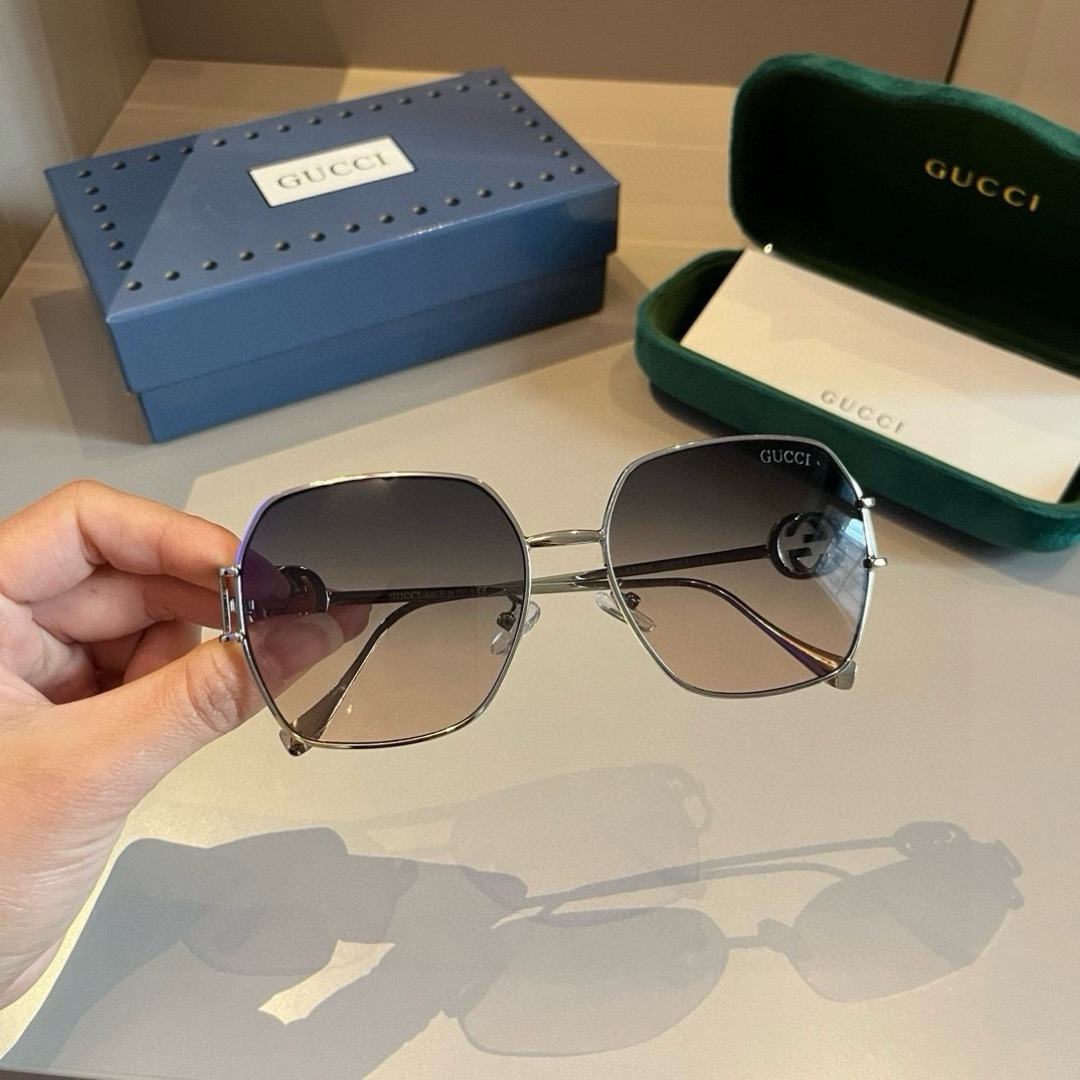 Gucci sunglasses