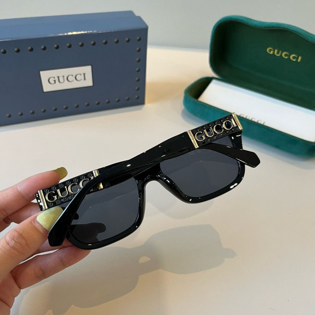 Gucci sunglasses