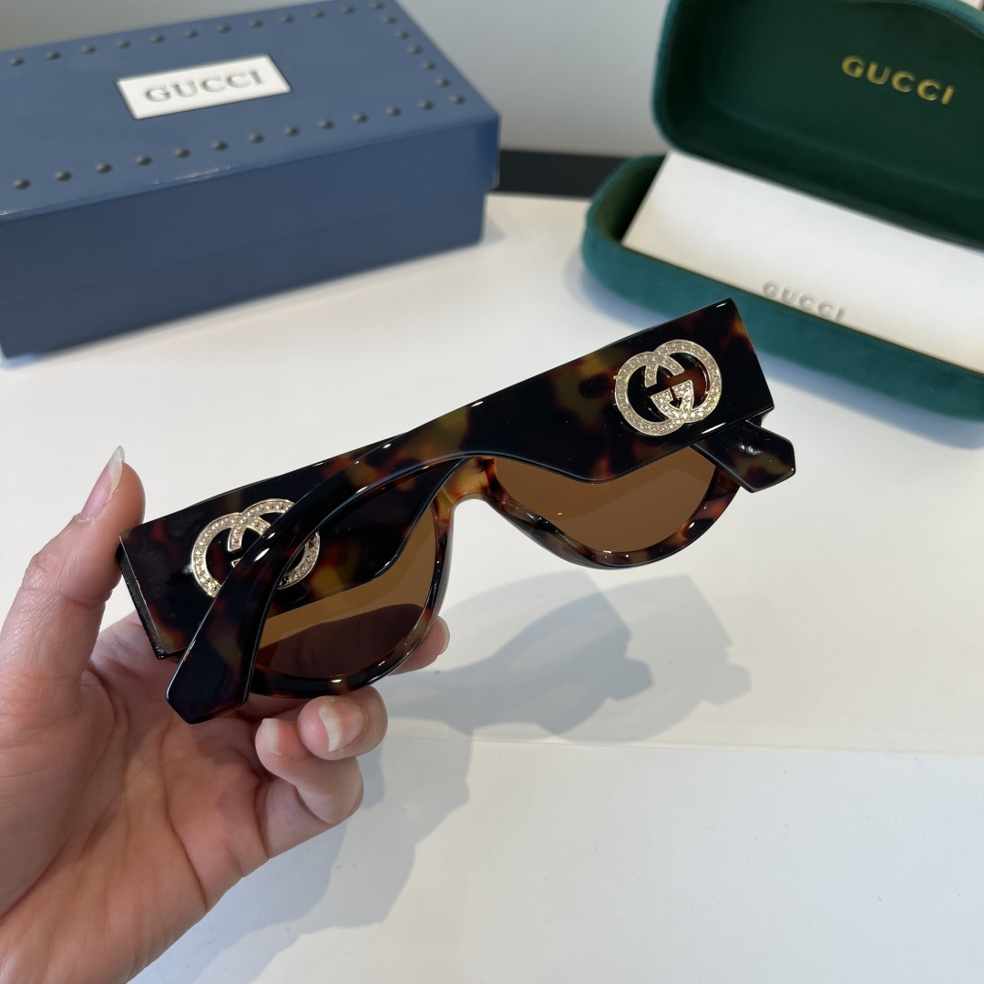 Gucci sunglasses