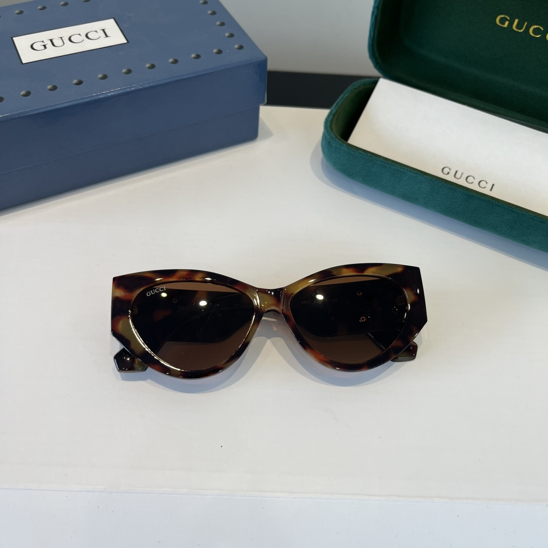 Gucci sunglasses