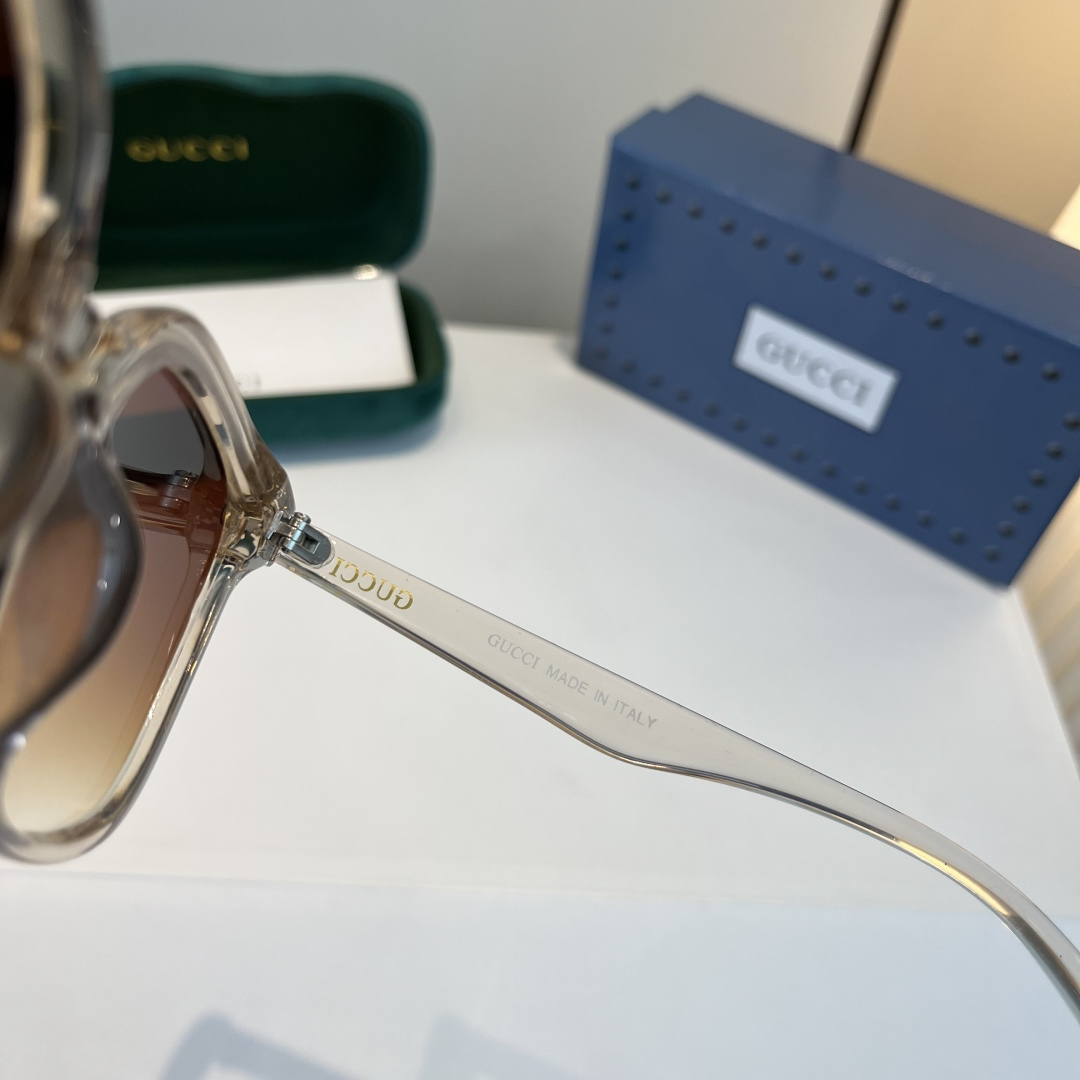 Gucci sunglasses