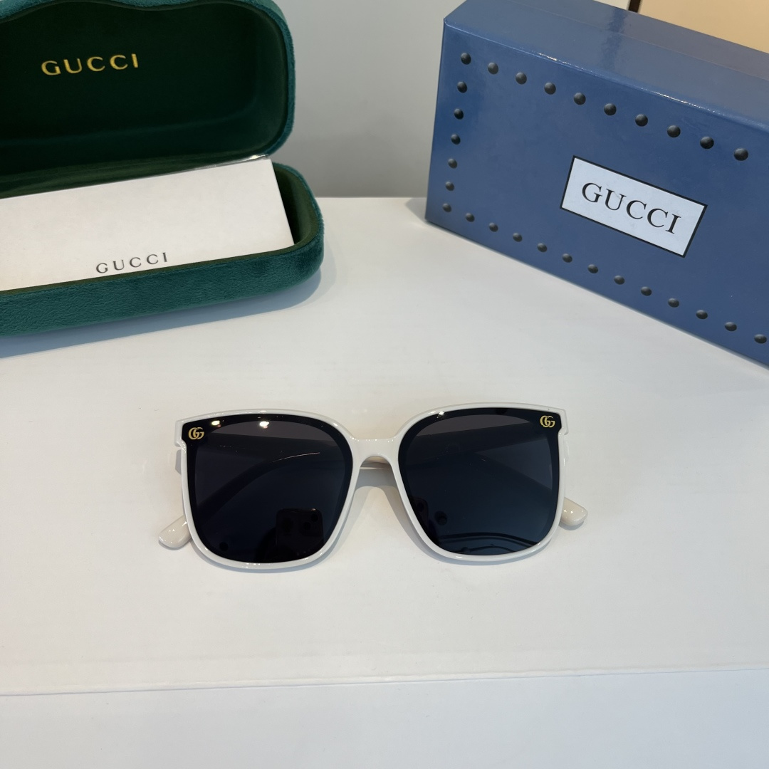 Gucci sunglasses