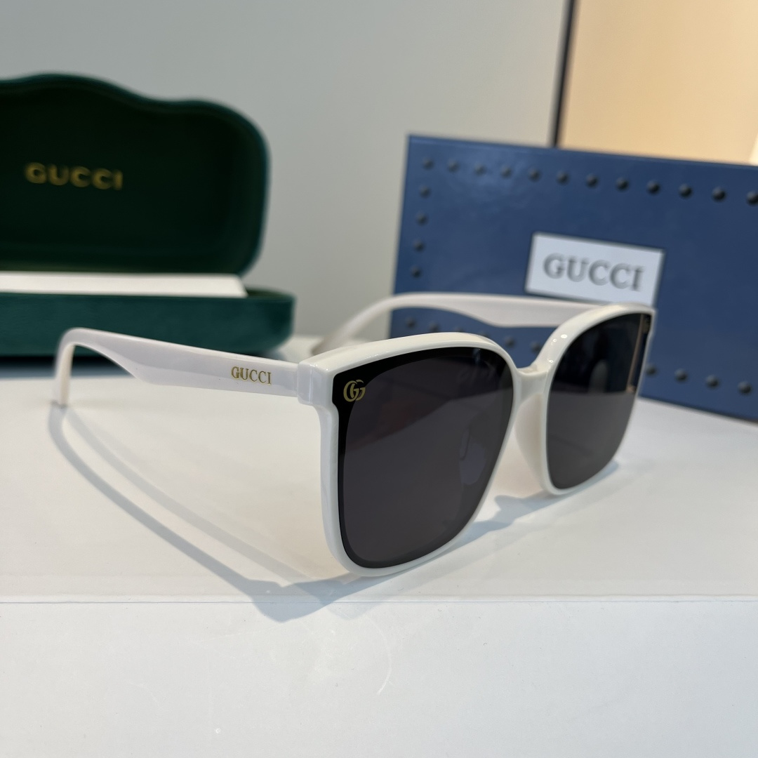Gucci sunglasses