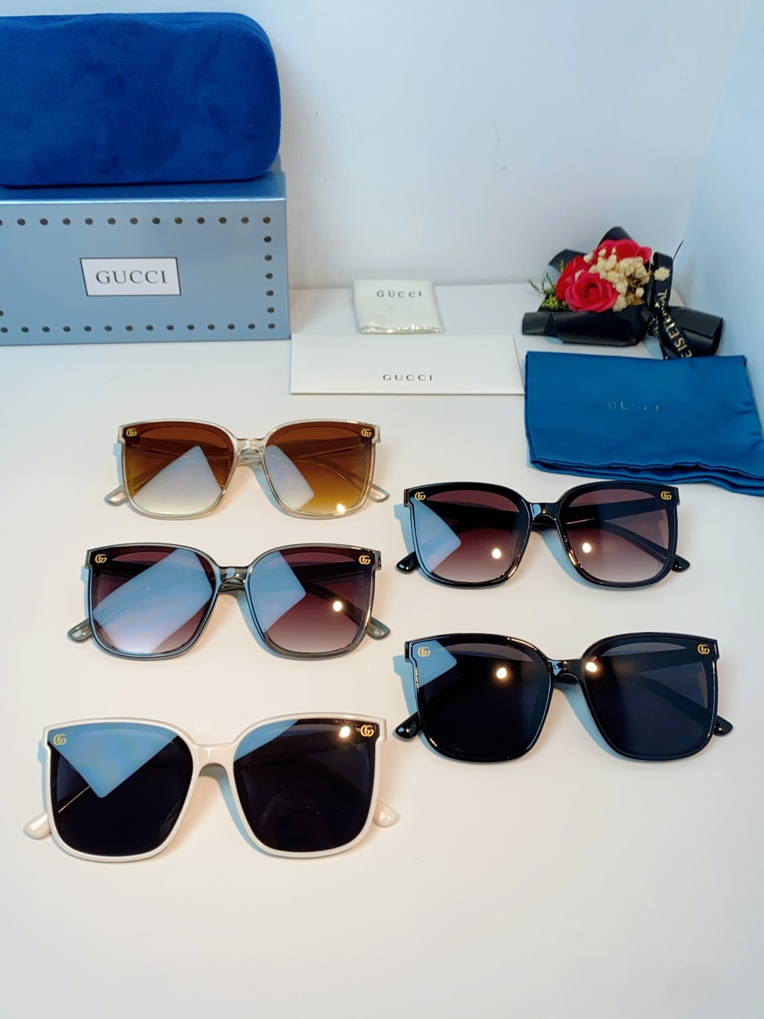 Gucci sunglasses