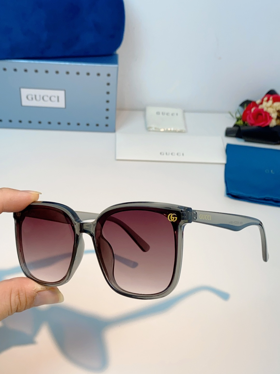 Gucci sunglasses