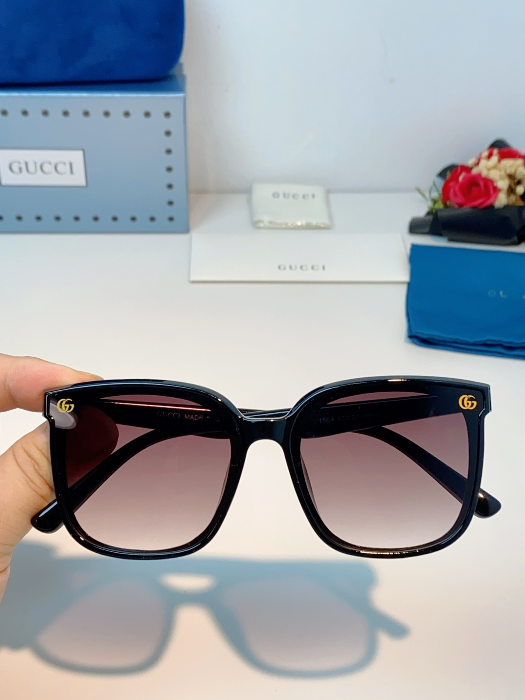 Gucci sunglasses