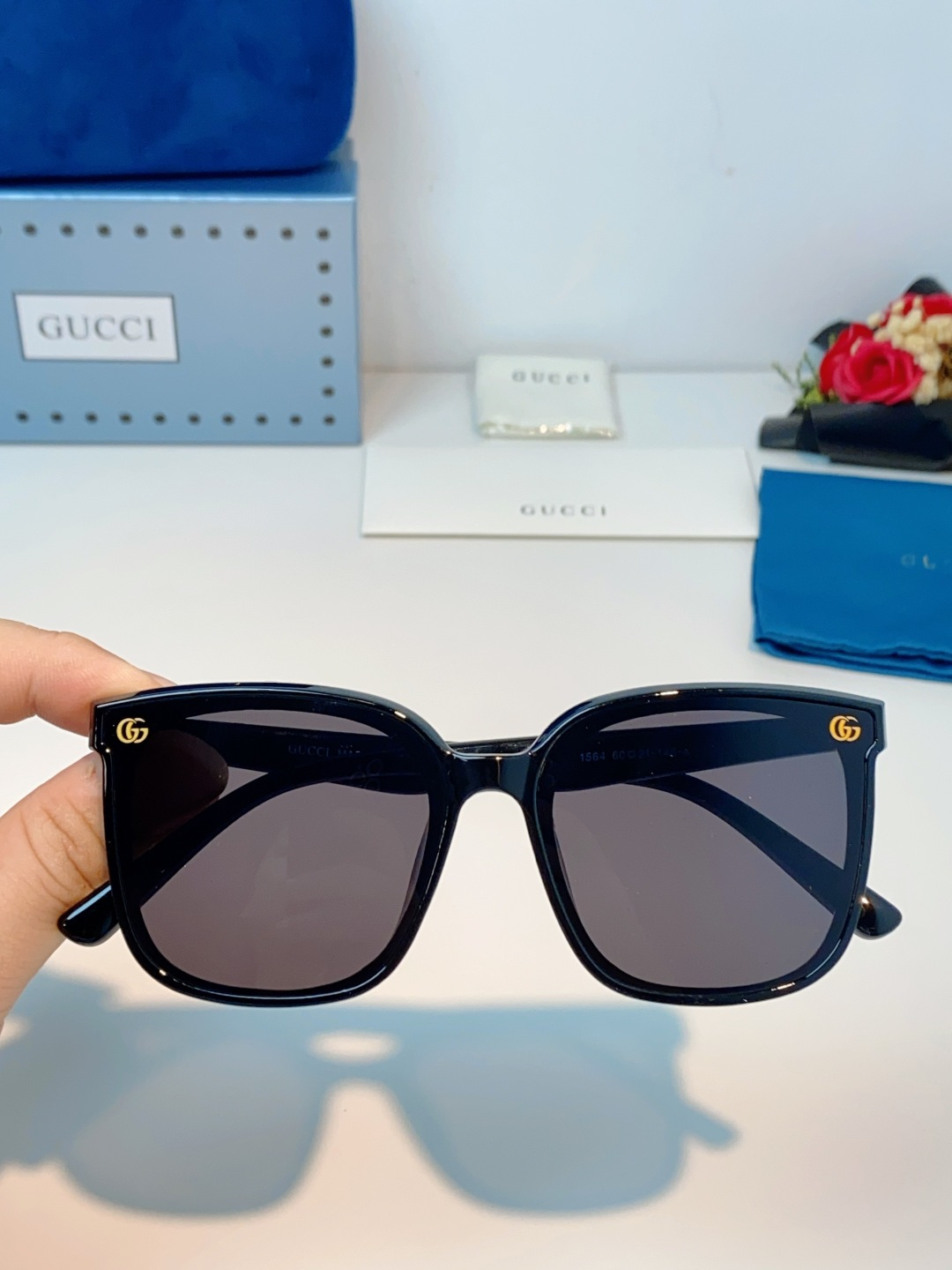 Gucci sunglasses