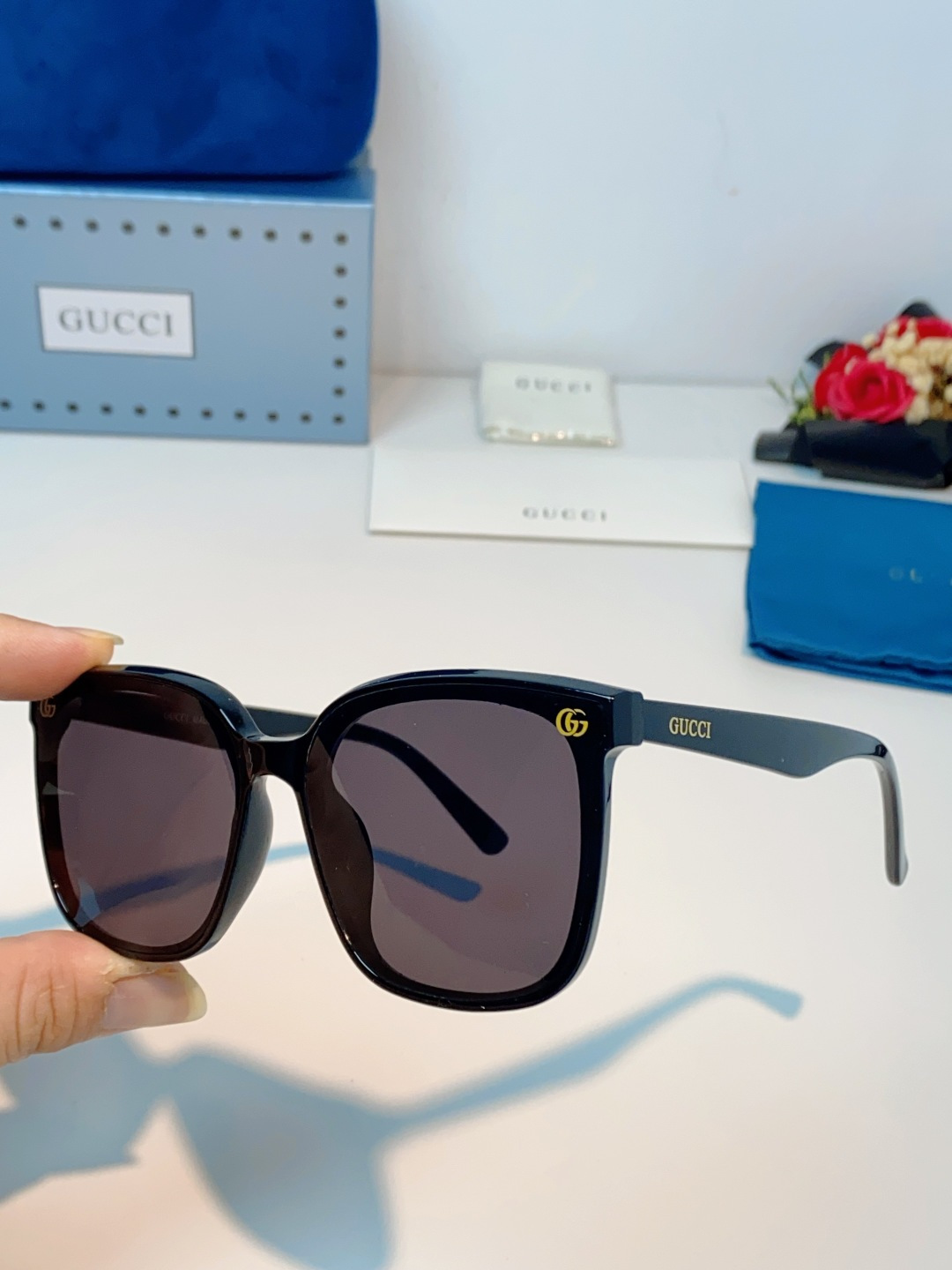 Gucci sunglasses