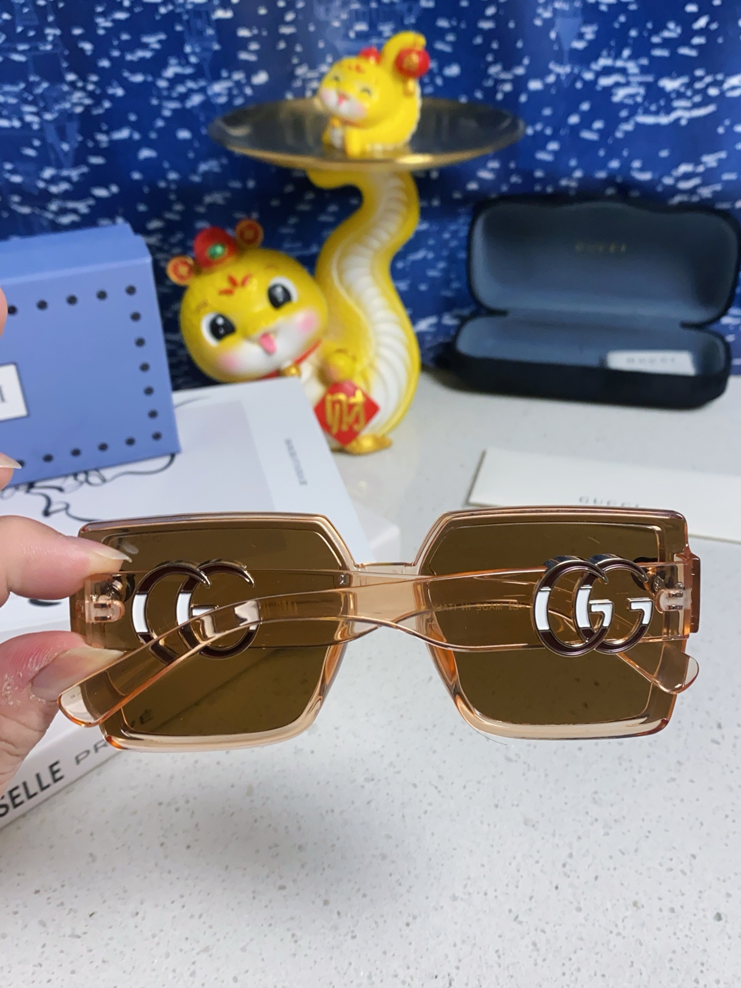 Gucci sunglasses