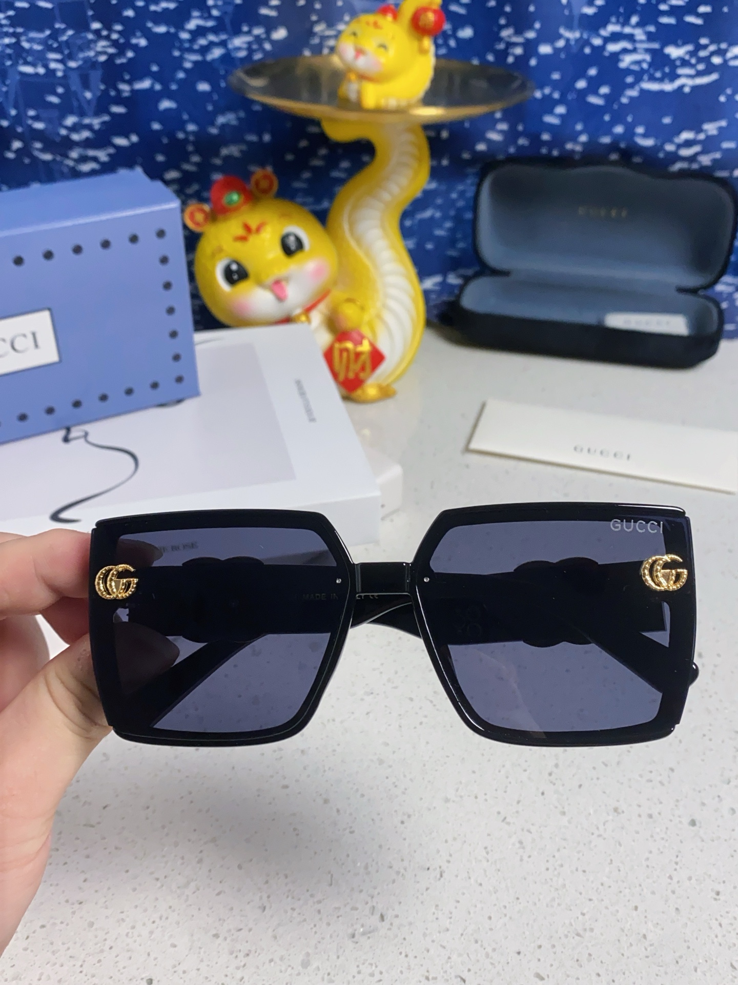 Gucci sunglasses
