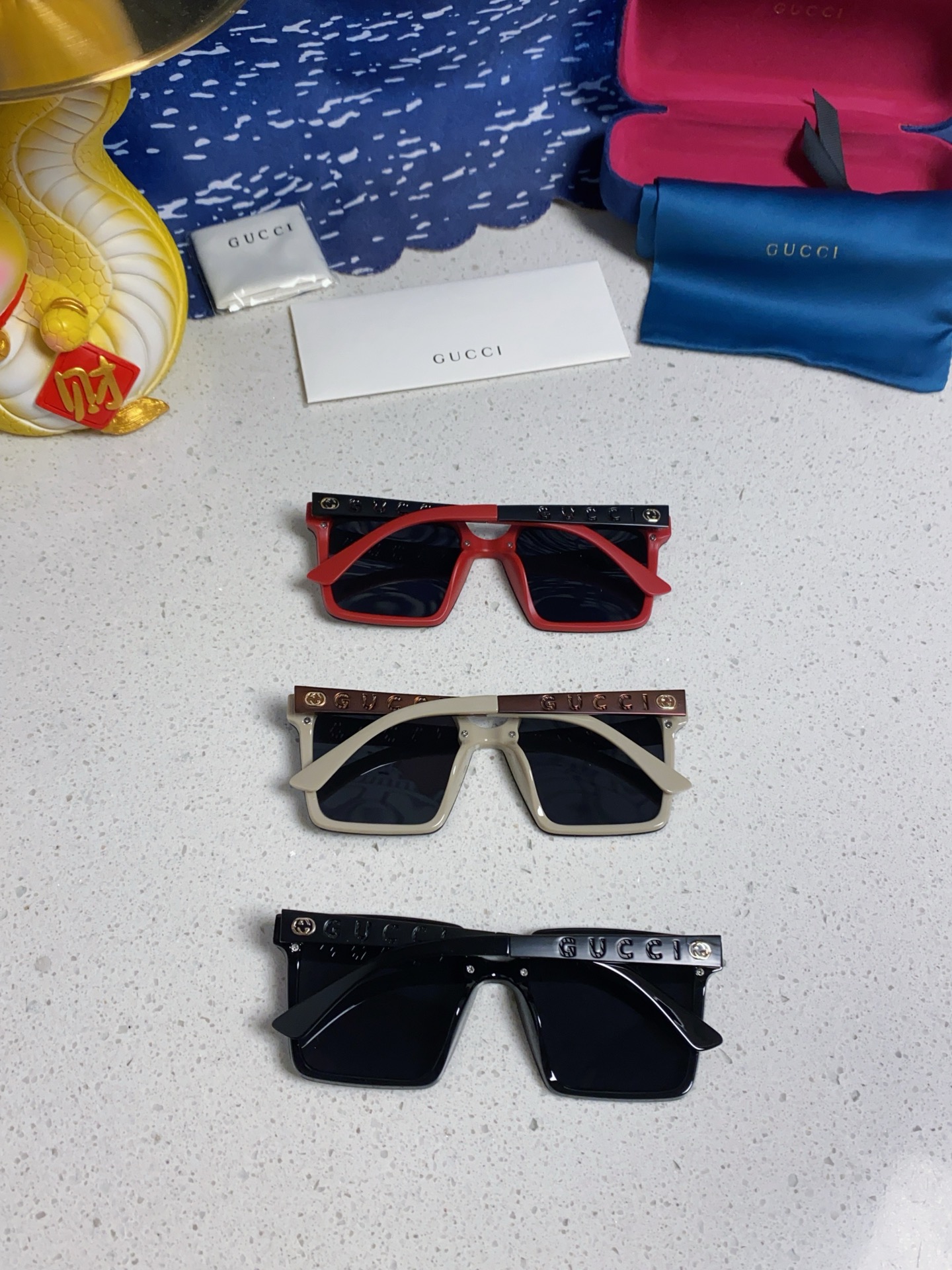 Gucci sunglasses