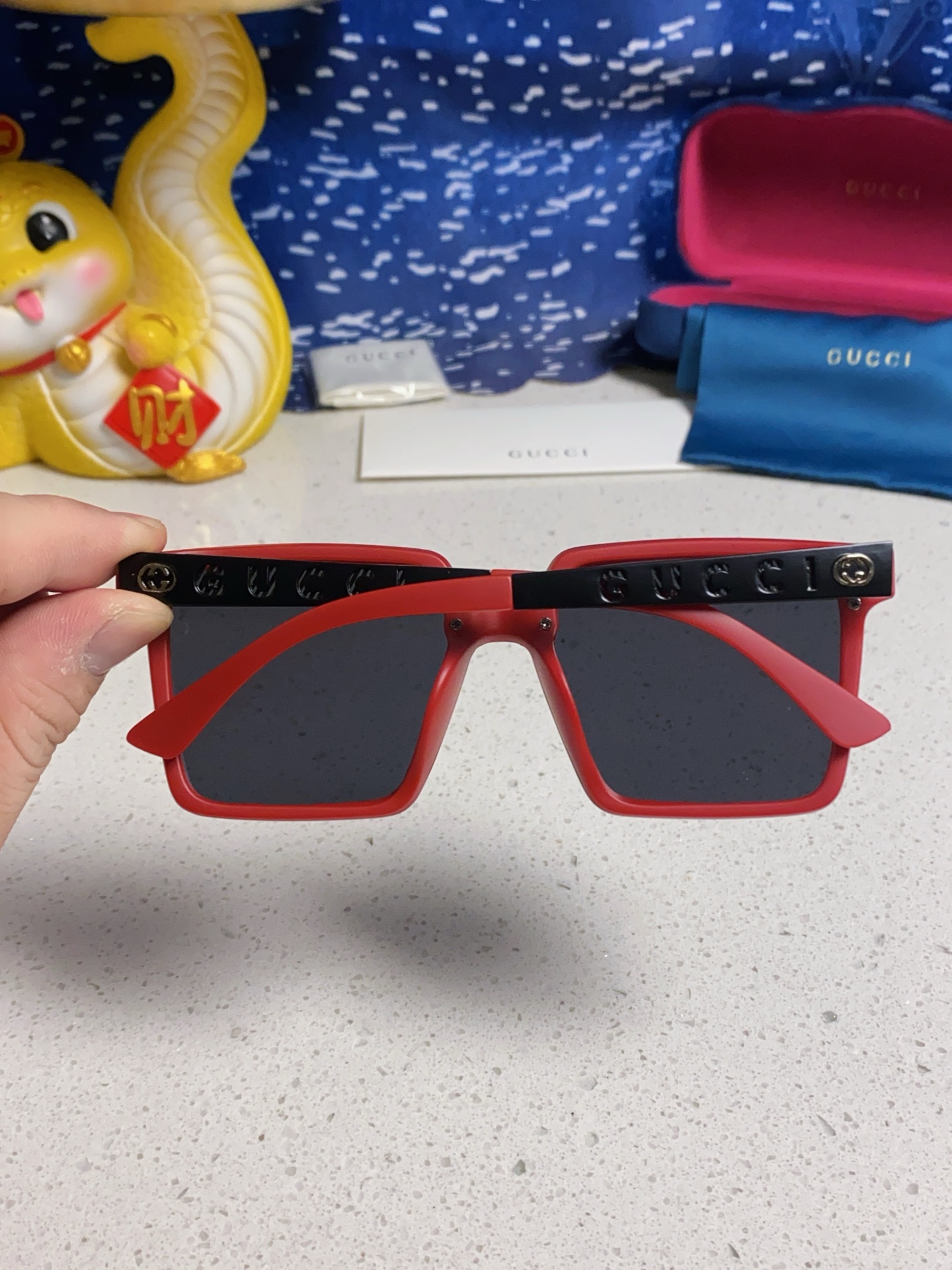 Gucci sunglasses