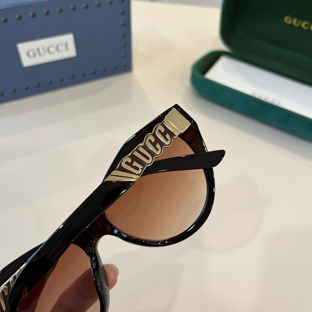 Gucci sunglasses