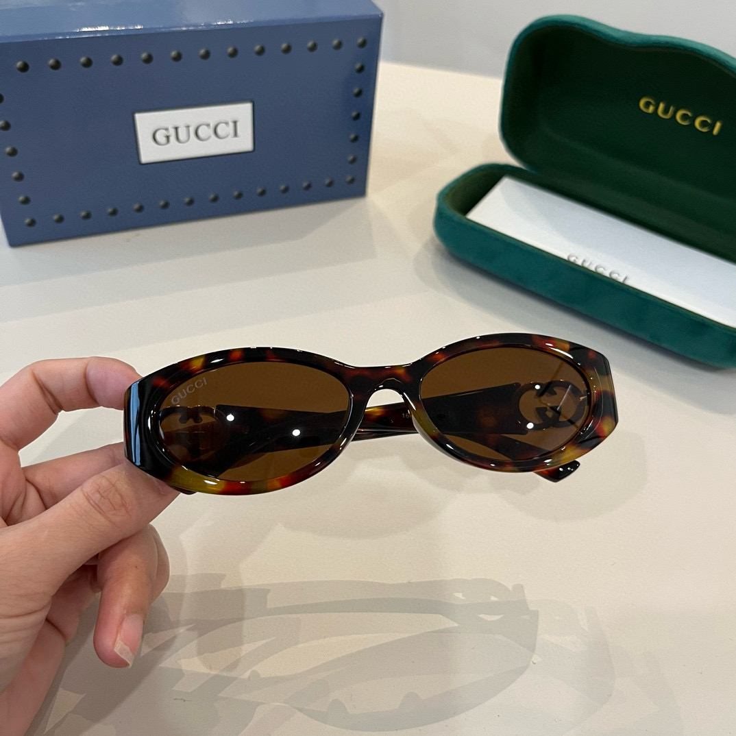 Gucci sunglasses