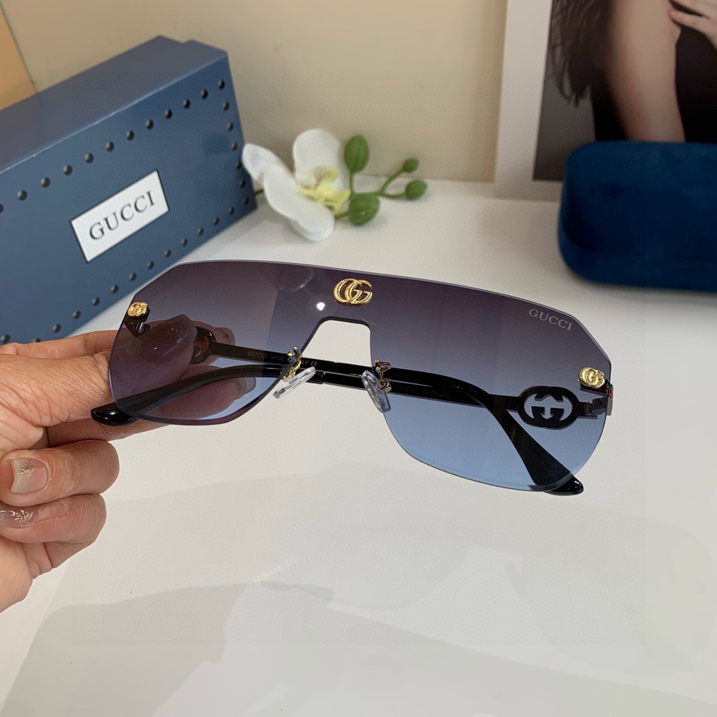 Gucci sunglasses
