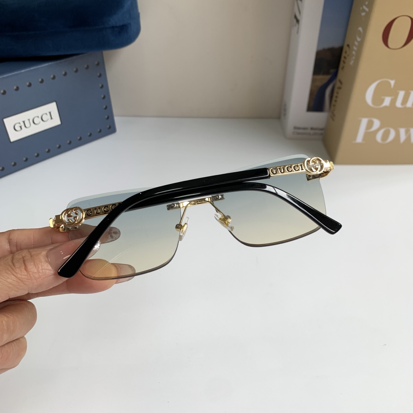 Gucci sunglasses