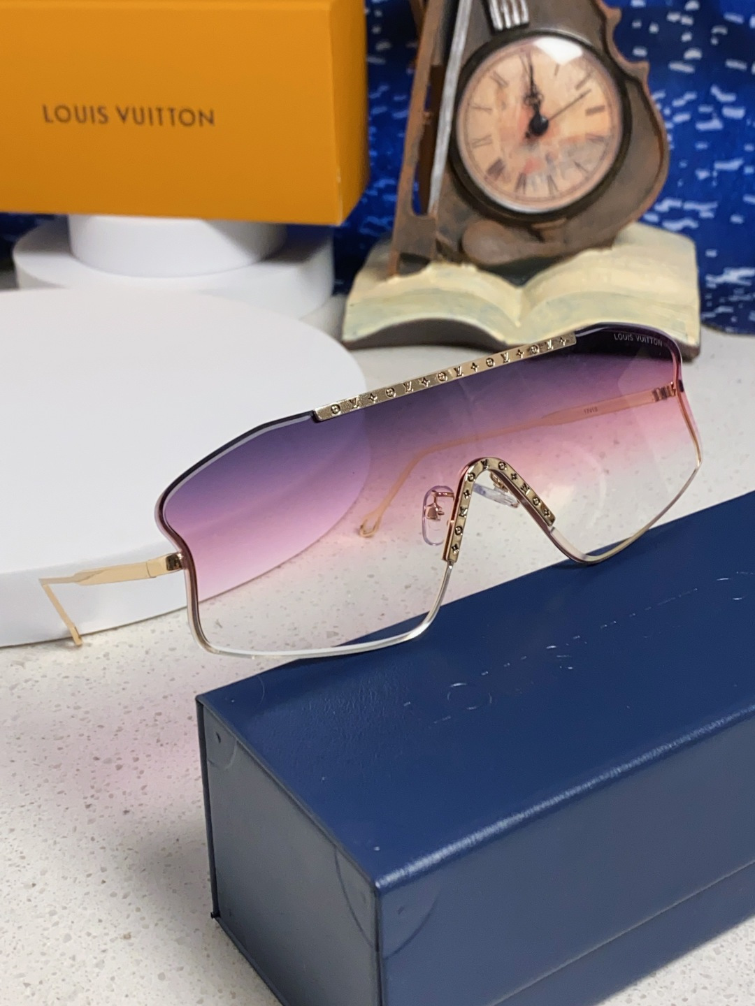 LV sunglasses