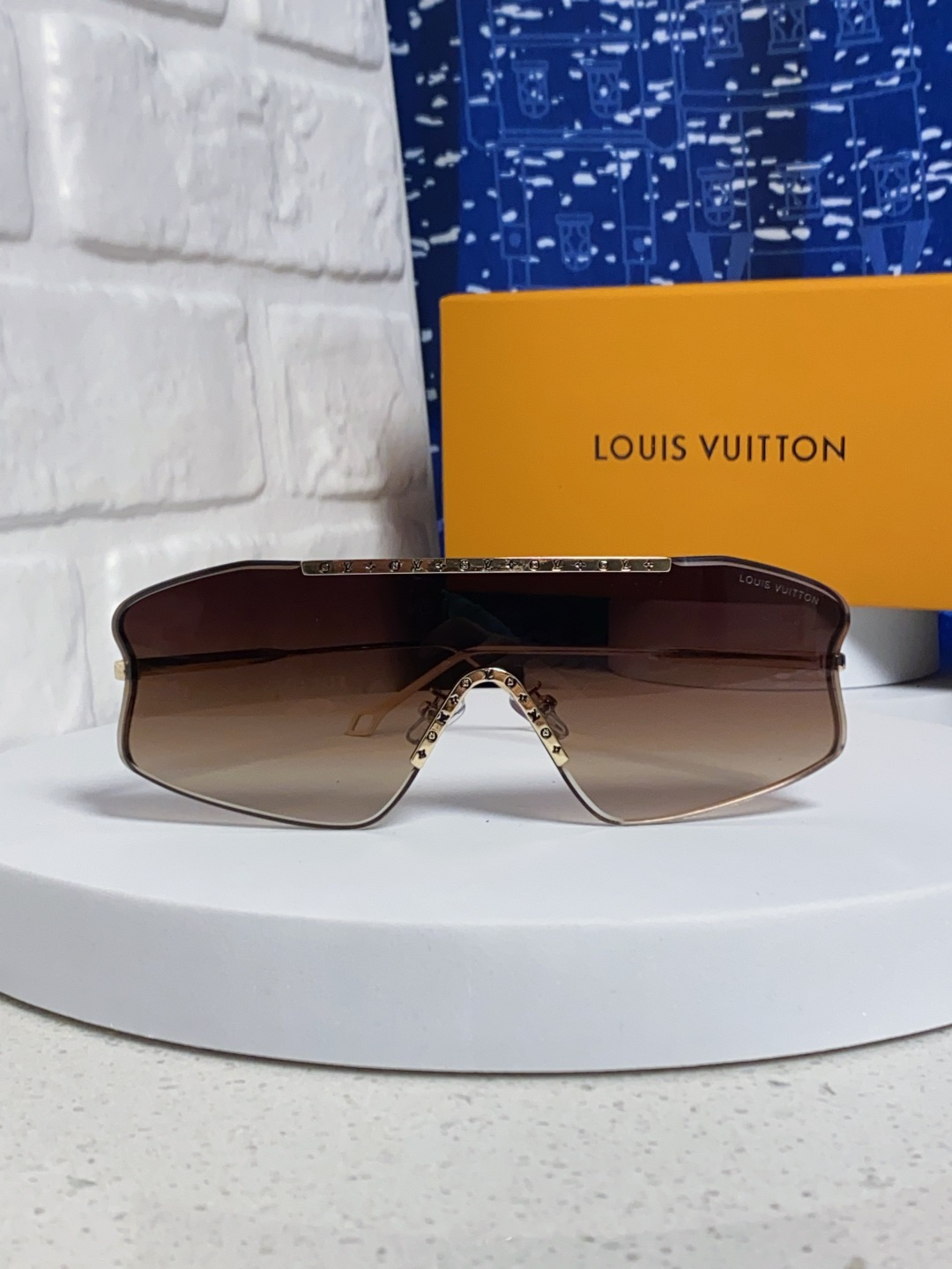 LV sunglasses