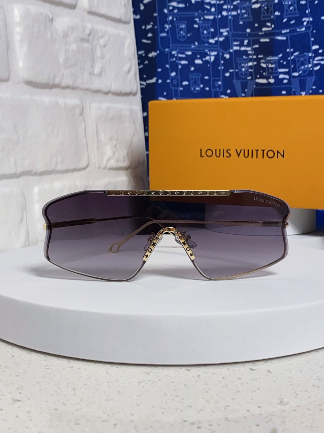 LV sunglasses