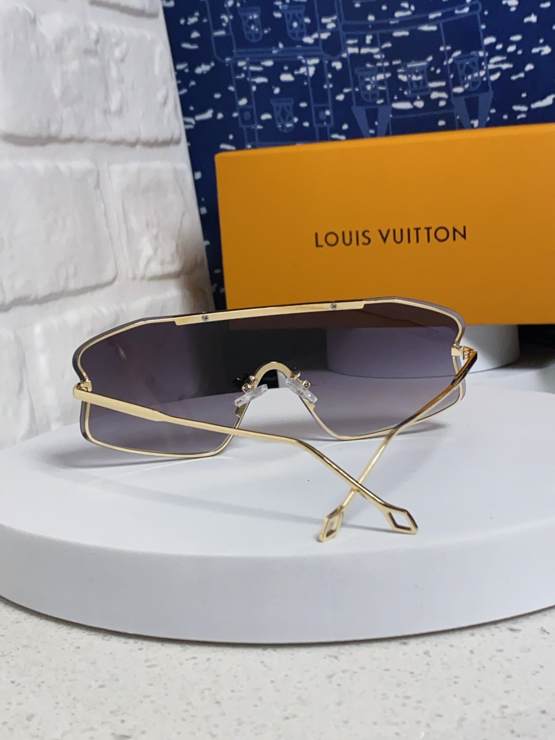 LV sunglasses