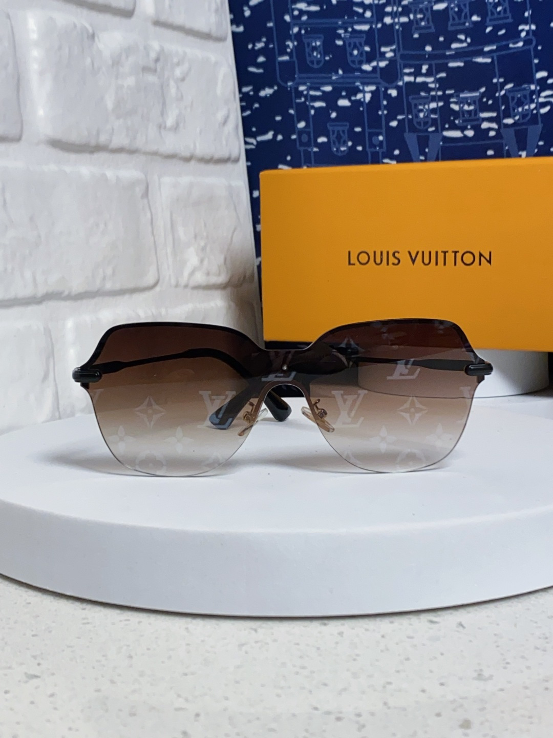 LV sunglasses