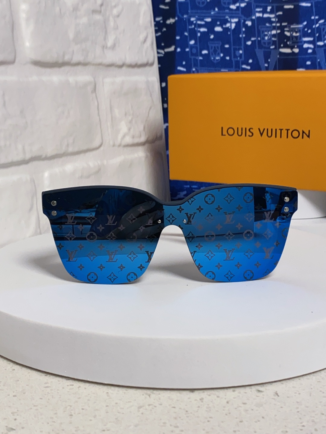 LV sunglasses