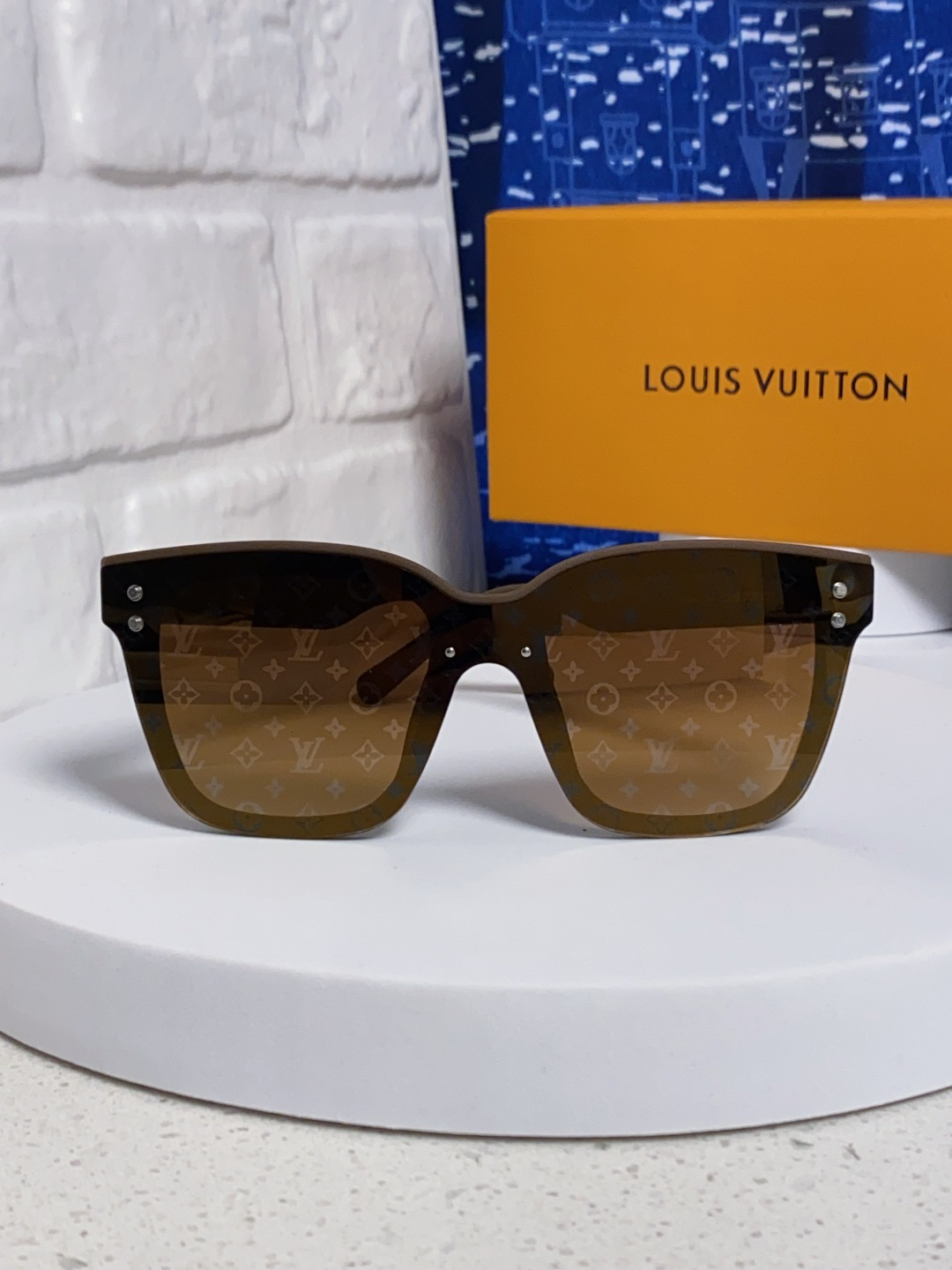 LV sunglasses