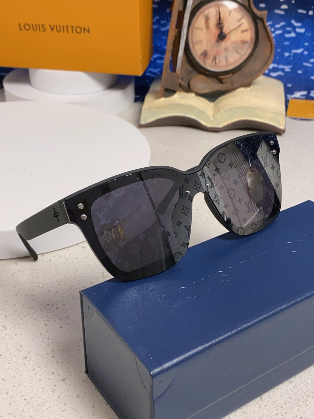 LV sunglasses