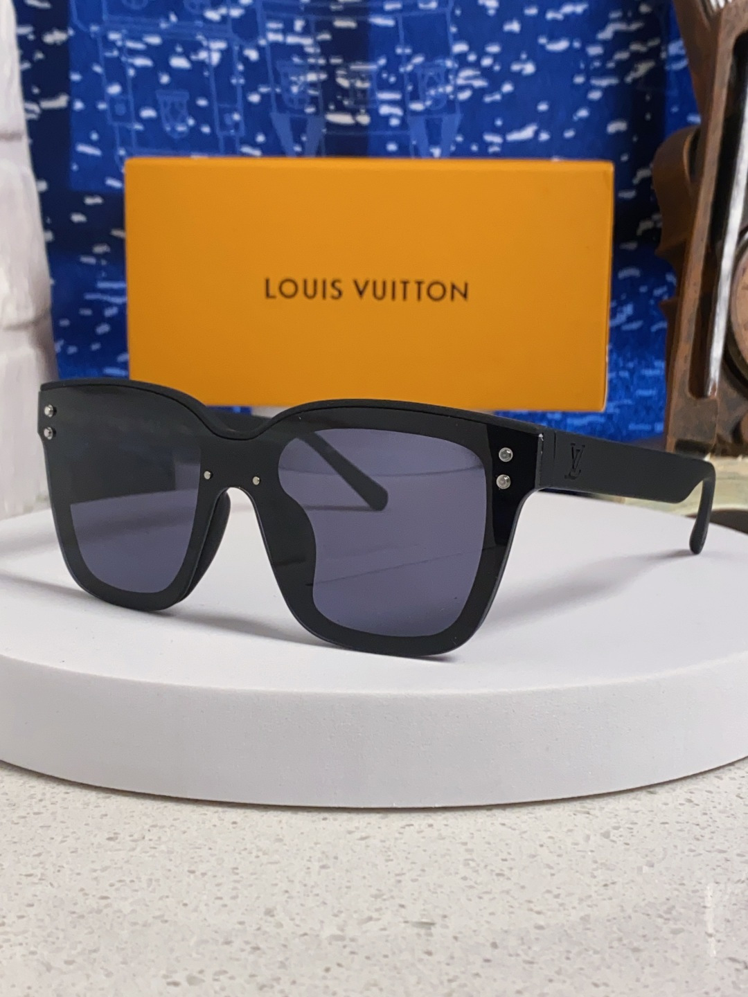 LV sunglasses