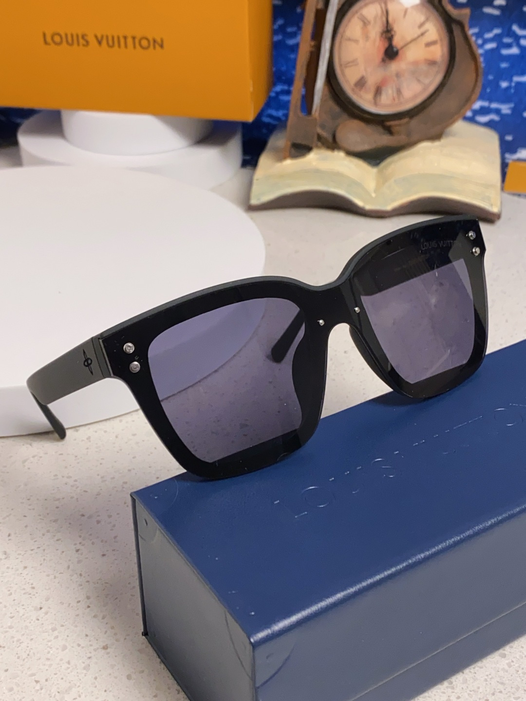 LV sunglasses