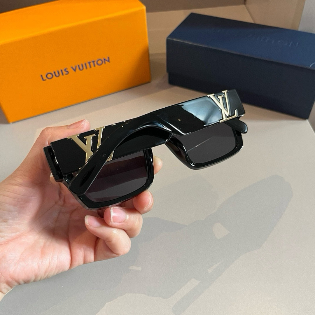 LV sunglasses