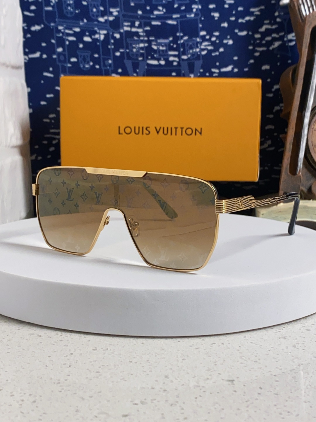 LV sunglasses