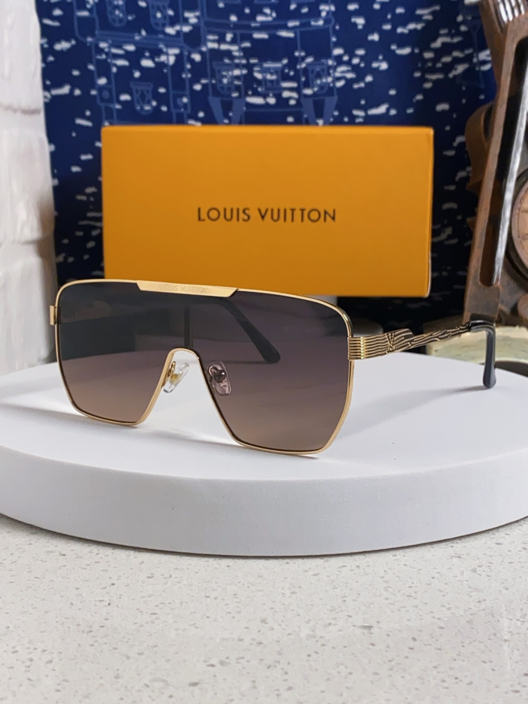 LV sunglasses