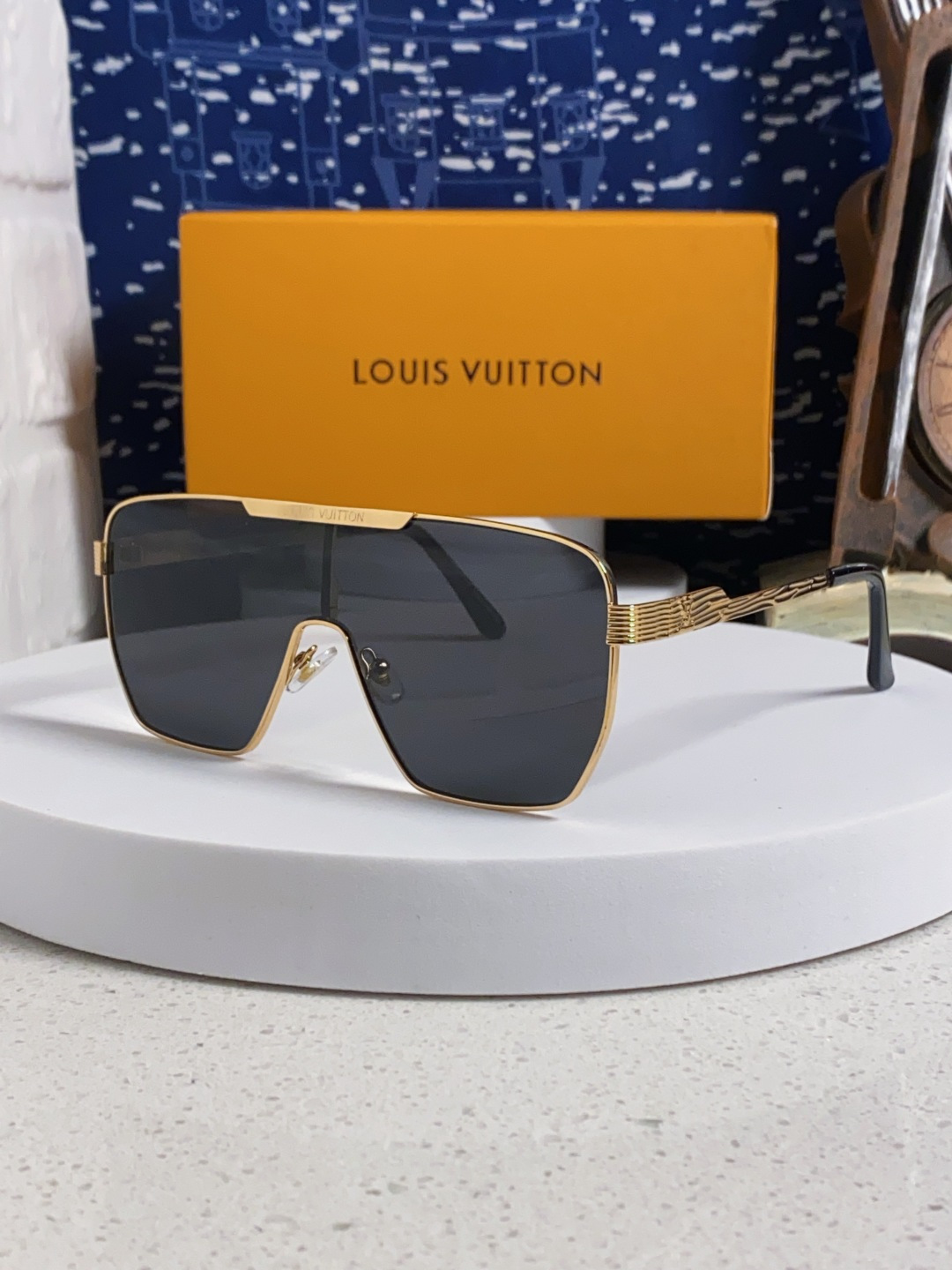 LV sunglasses