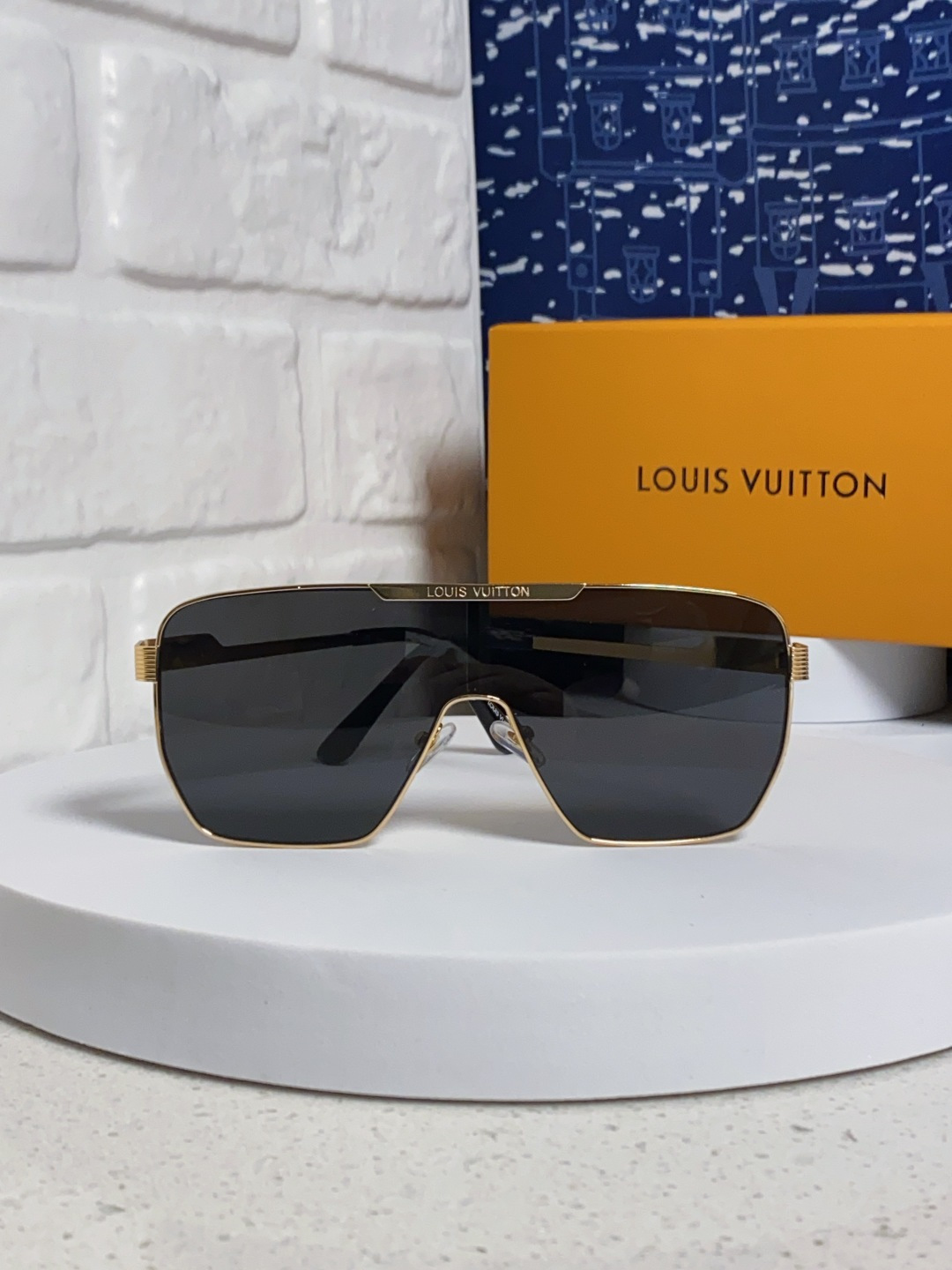 LV sunglasses