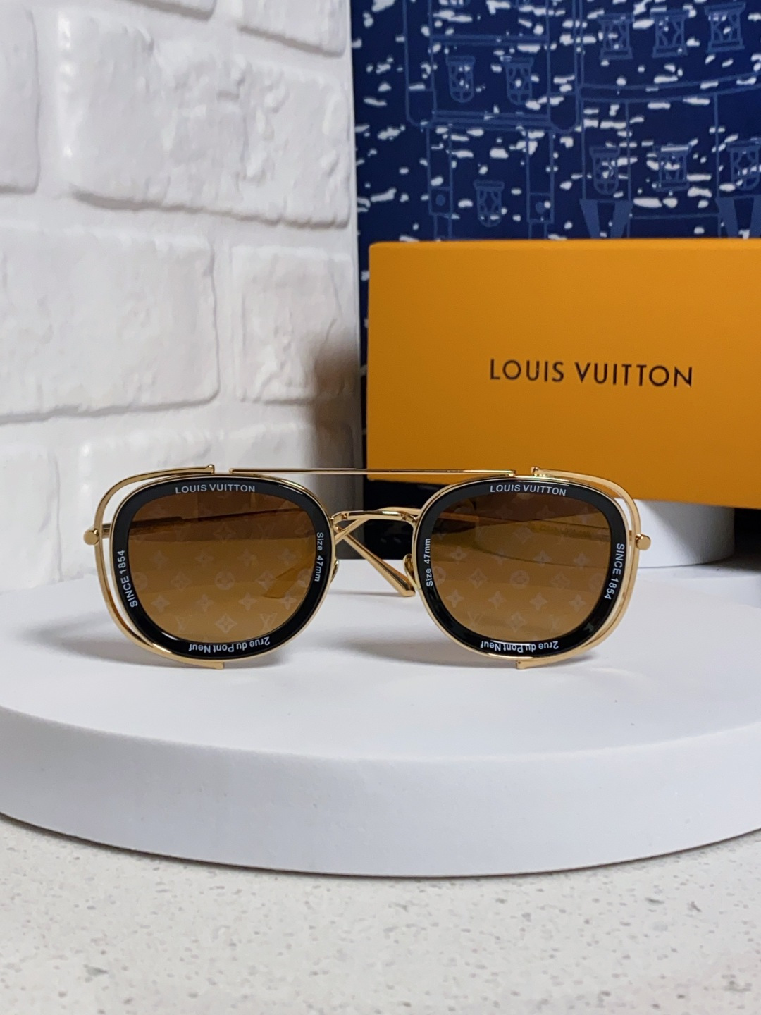 LV sunglasses