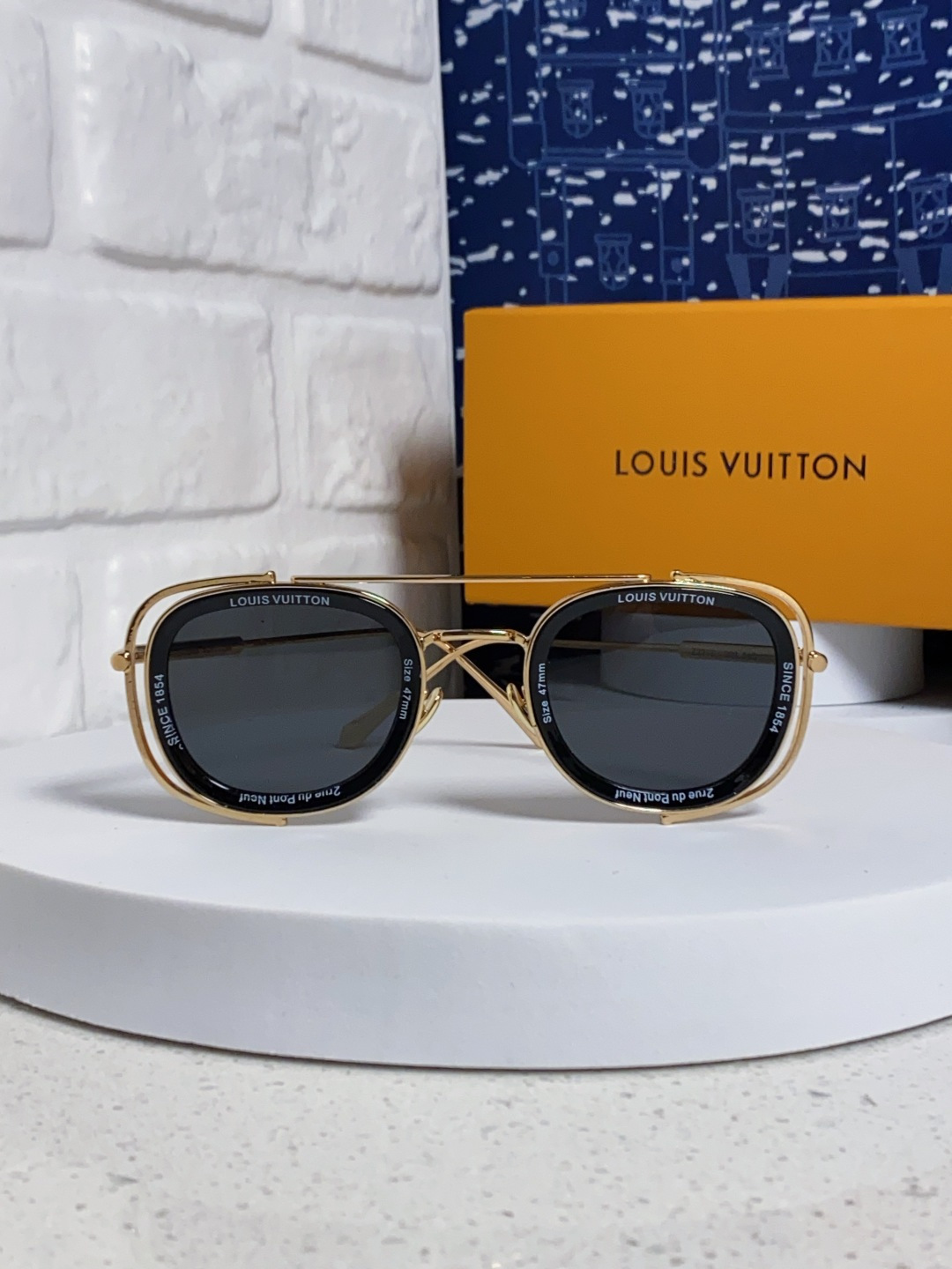 LV sunglasses
