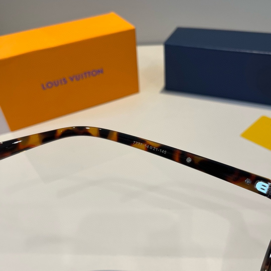 LV sunglasses