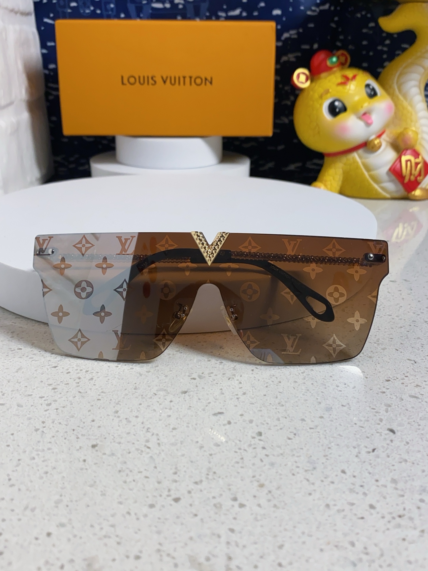 LV sunglasses