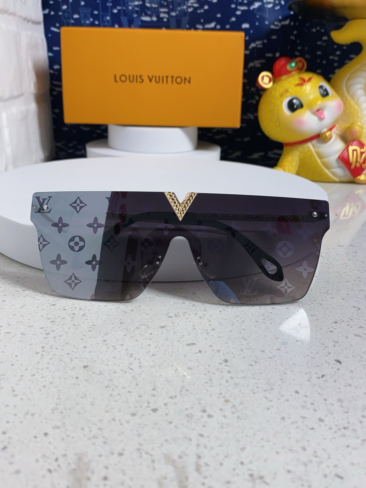 LV sunglasses