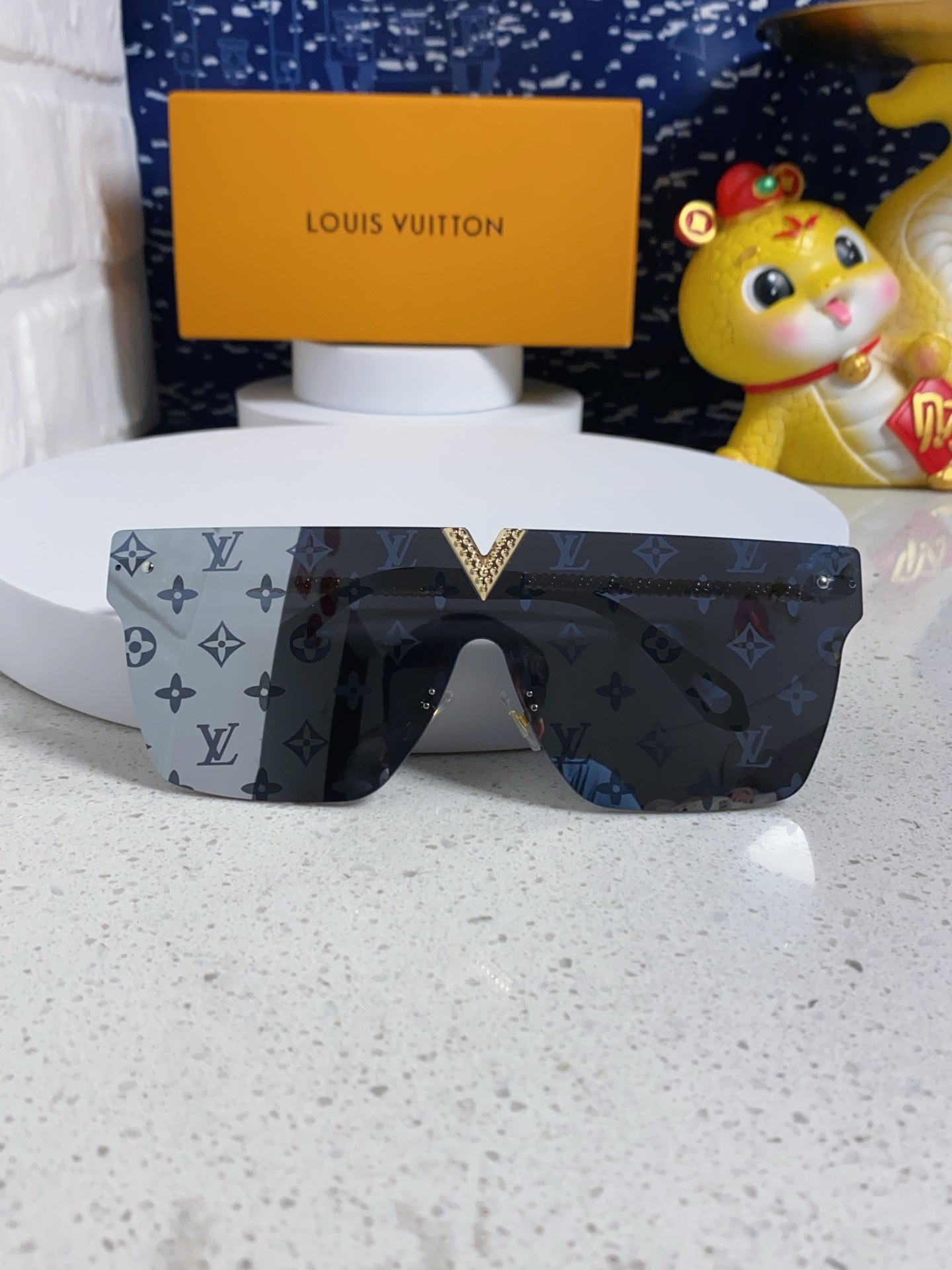 LV sunglasses