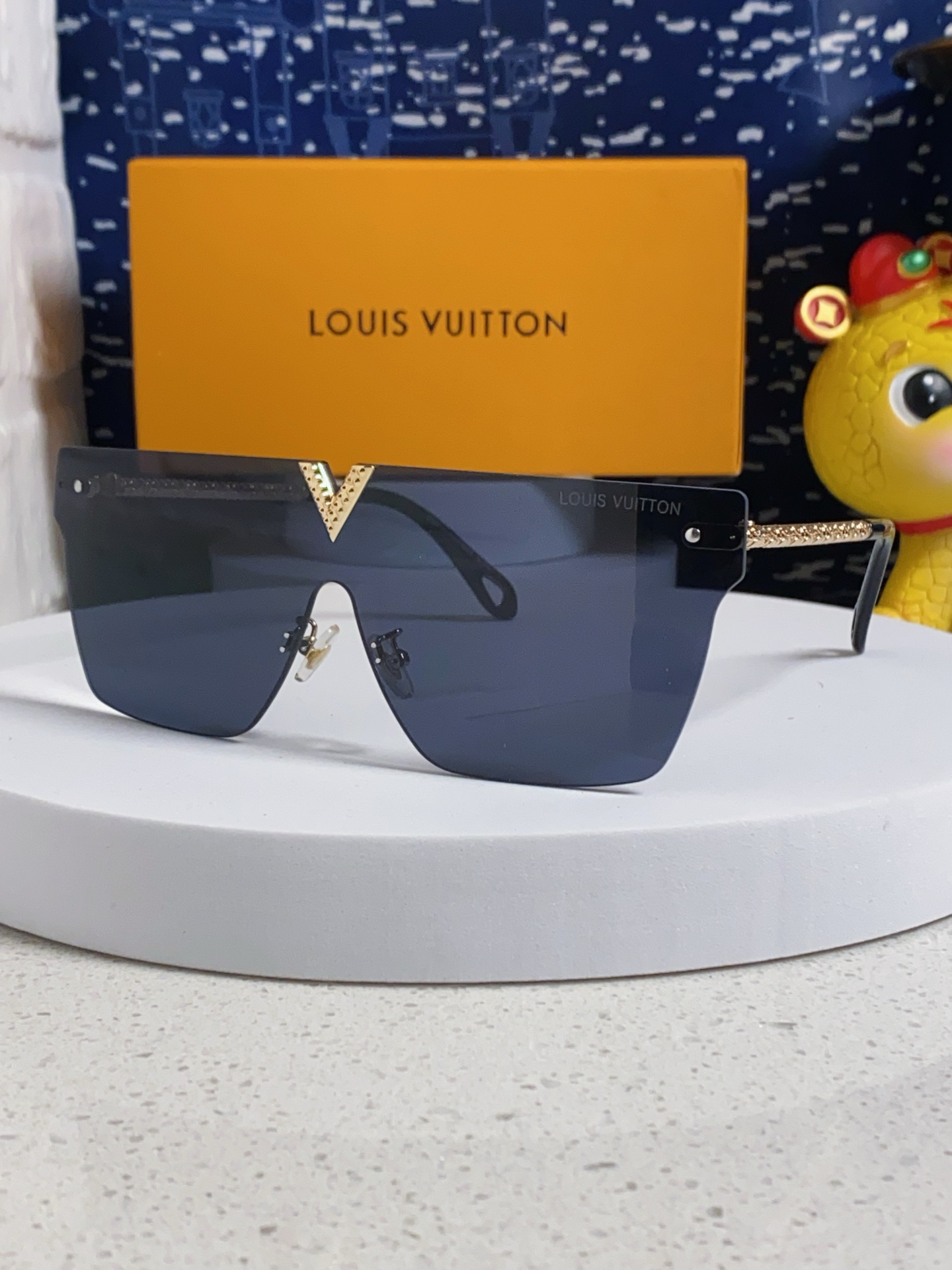 LV sunglasses