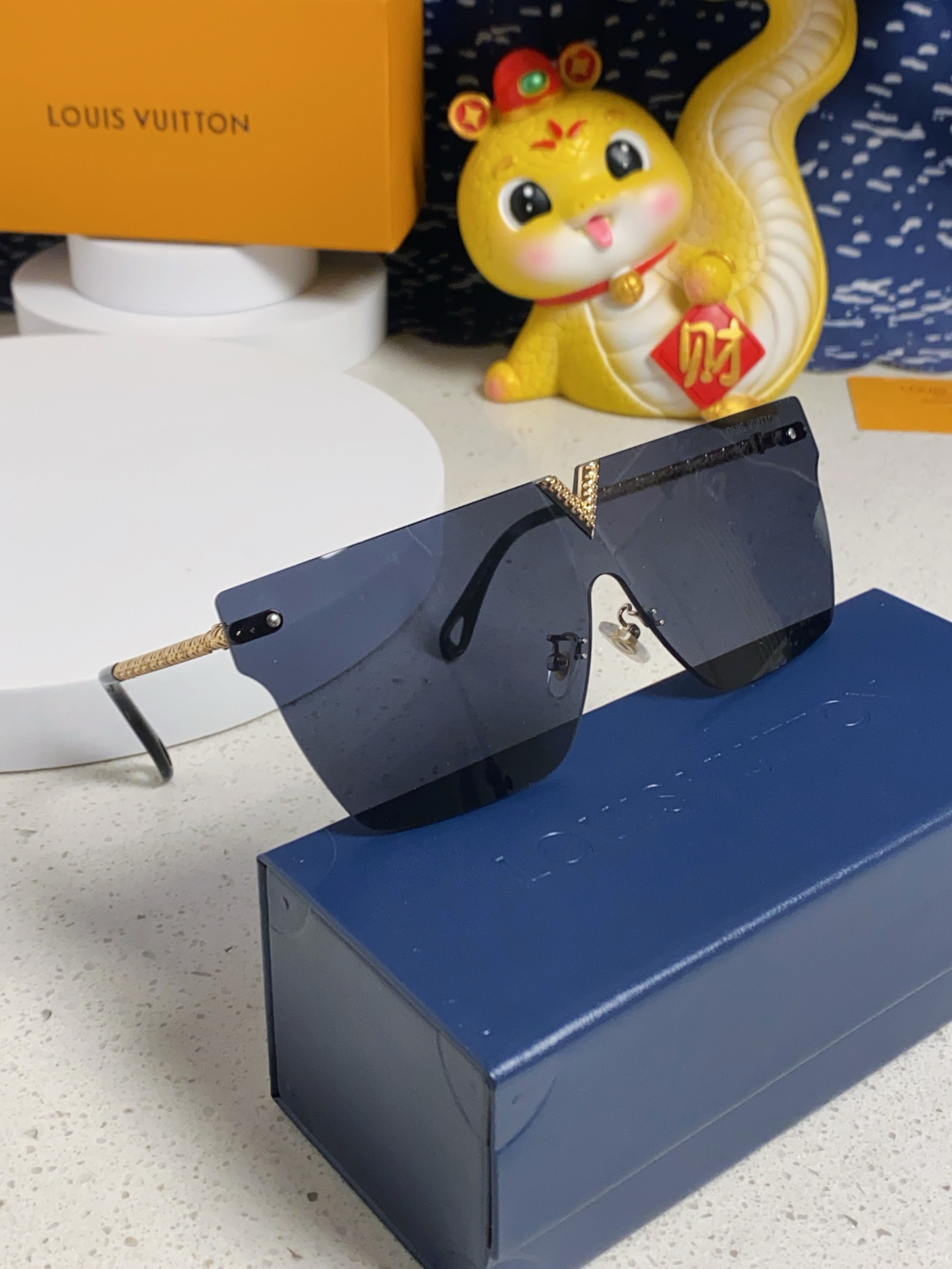 LV sunglasses