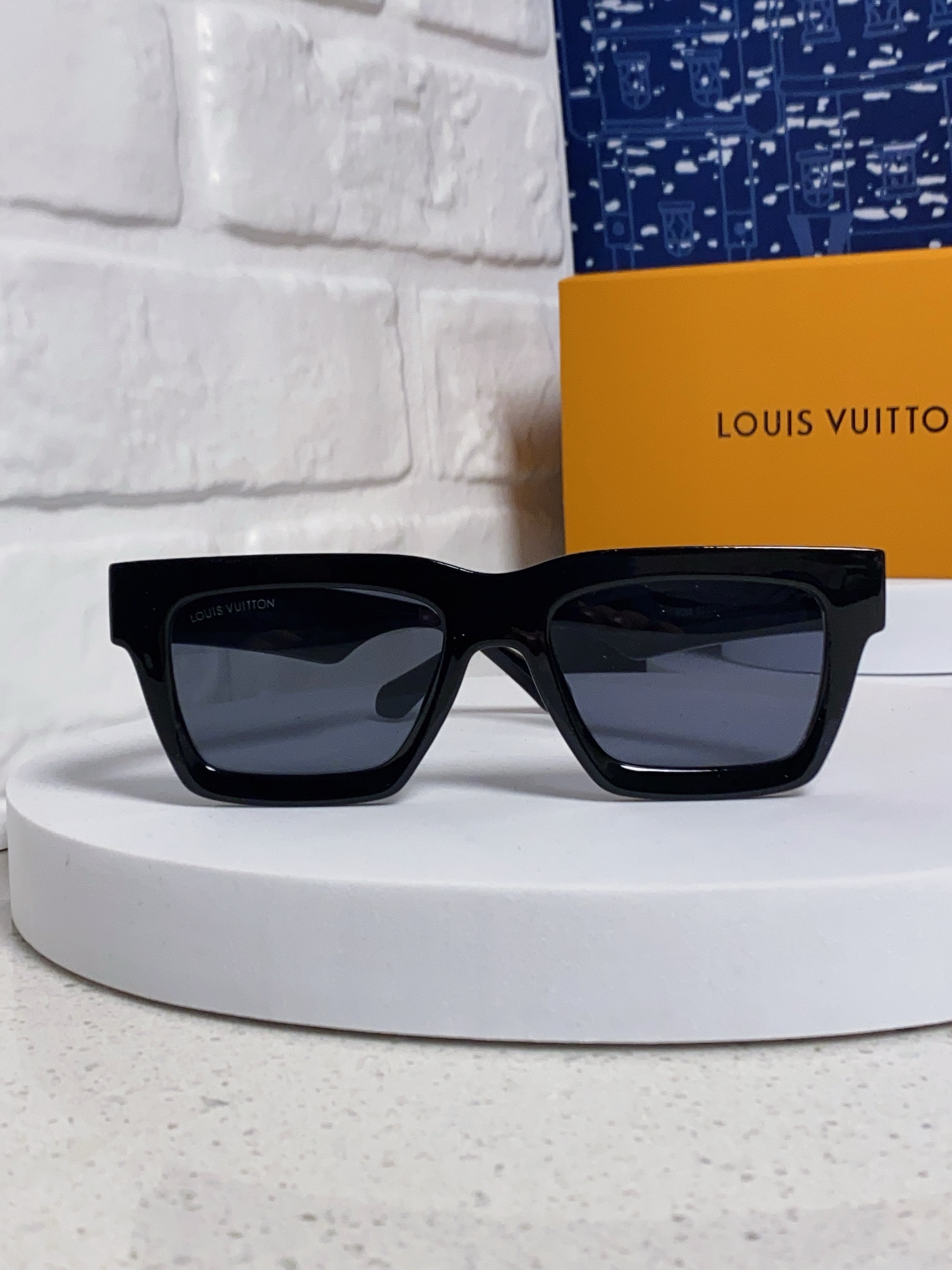LV sunglasses