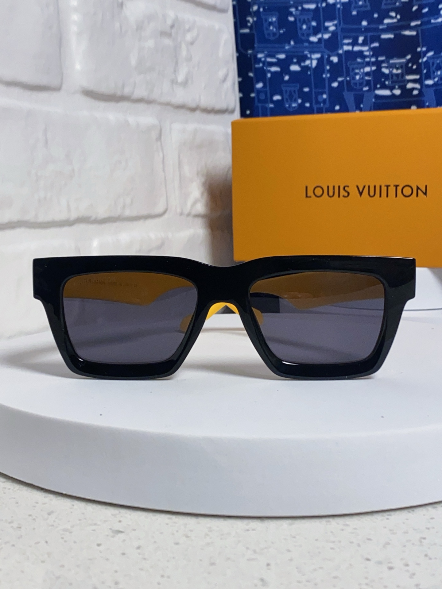 LV sunglasses