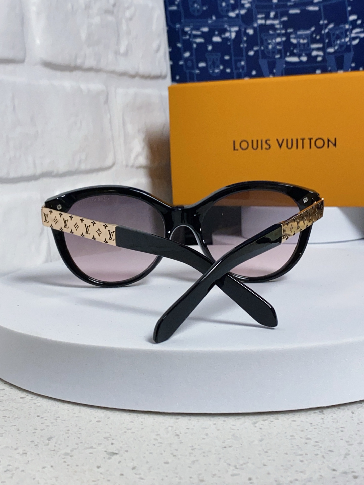 LV sunglasses