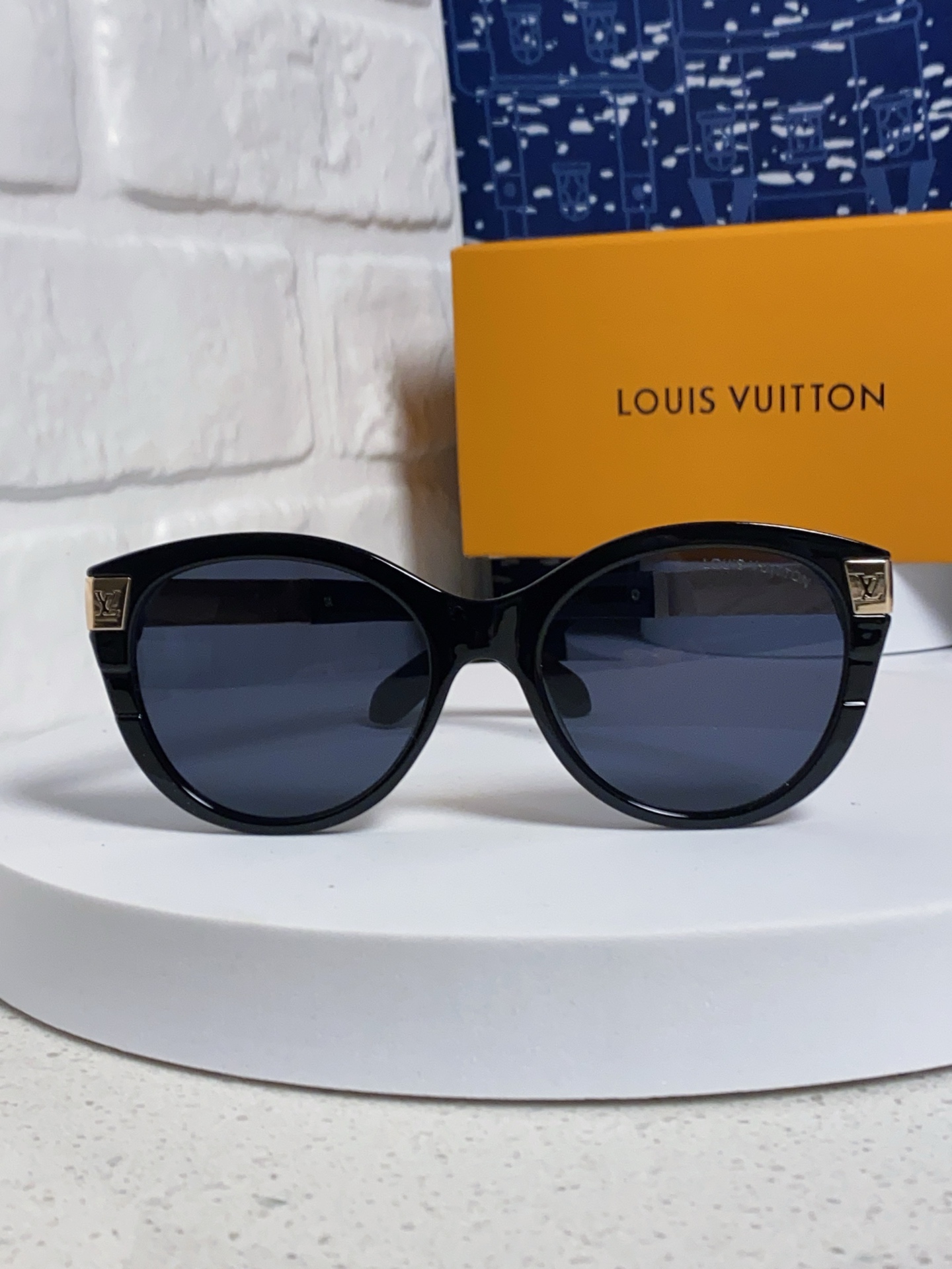 LV sunglasses